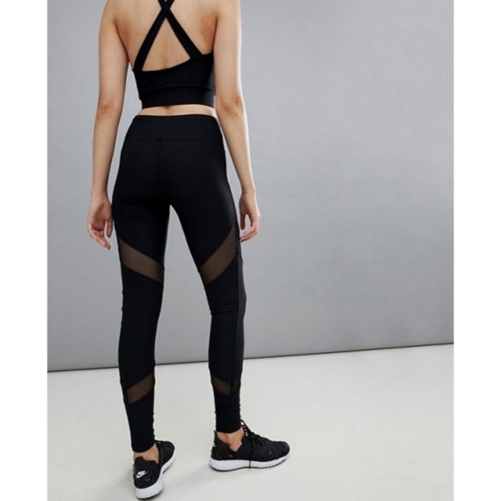 SOLID Black Full Length Leggings With Mesh Insert size 10-12 NWT